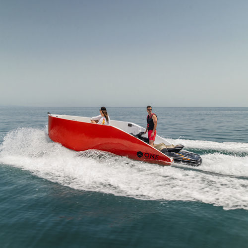 barco open propulsión por moto acuática - ONE WATER TOYS, SL