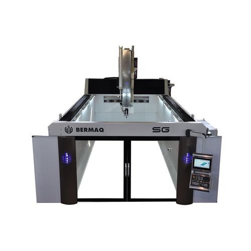 Centro de mecanizado CNC - SG-5 - BERMAQ - con 5 ejes / vertical / para madera