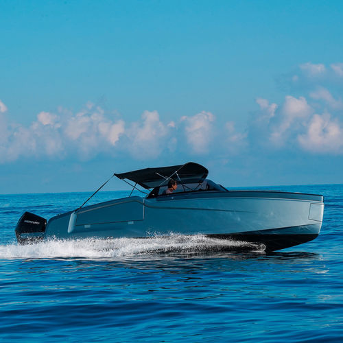Runabout fueraborda - WAMA 27 - LUXOLOR BOATS - open / con doble consola / con 1 camarote