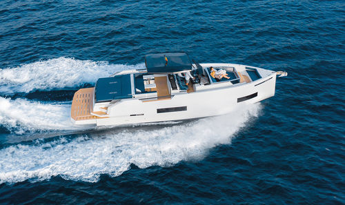 Barco cabinado fueraborda - D50  - De Antonio Yachts - bimotor / trimotor / open