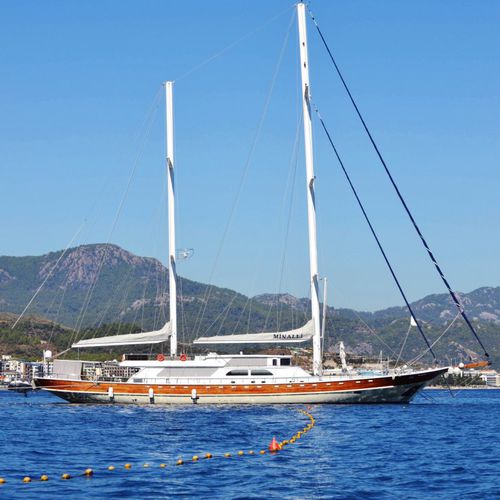 Superyate de vela de lujo de crucero - Minalli - Naval Yachts - con caseta de timón / queche