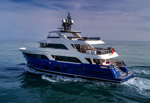 Superyate de crucero - GATTO - Cantiere Delle Marche - raised pilothouse / con 5 camarotes