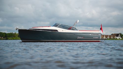 Barco cabinado intraborda - 32S - Da Vinci Yachts B.V. - diésel / bimotor / casco de planeo