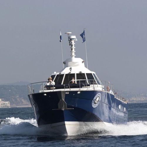 Barco profesional embarcación de apoyo al buceo - 2000 - 1600 DSV - ARESA SHIPYARD - embarcación de servicio offshore / intraborda / GRP