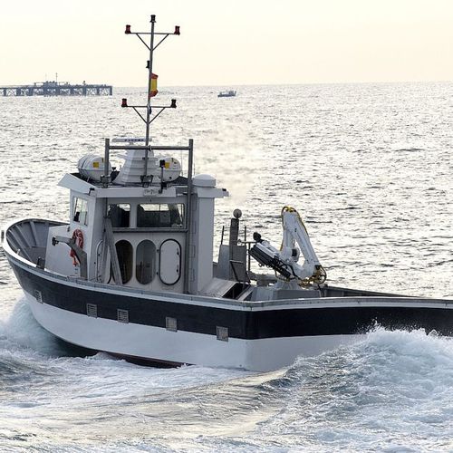 Barco profesional atunero cerquero - 2200 S  - ARESA SHIPYARD - intraborda / GRP