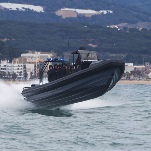 Barco profesional fueraborda - 1400 STEALTH RFB - ARESA SHIPYARD - GRP / embarcación neumática semirrígida