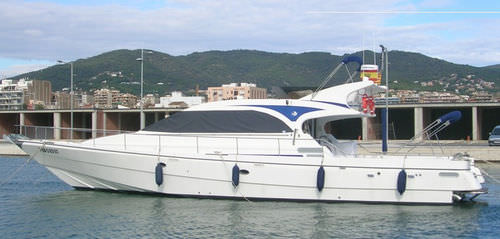 Yate a motor de pesca deportiva - CORMORAN HARO - Drassanes Dalmau, S.A - con caseta de timón / de semidesplazamiento