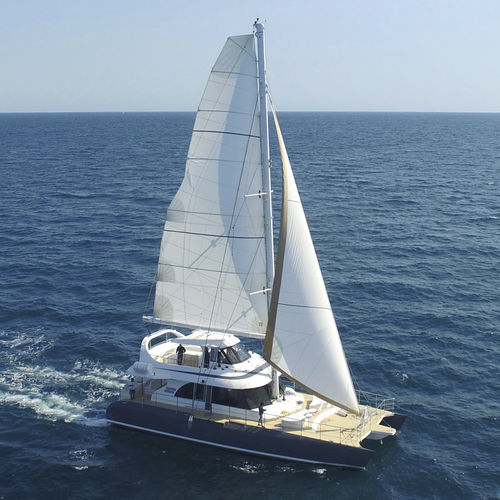 Catamarán - PICARDIE II - Drassanes Dalmau, S.A - con bauprés