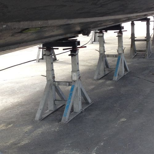 Pie de puesta en dique para barco de motor - TAR2T 60 h. 10/15 - Naval Tecno Sud - ajustable / para quilla / galvanizado