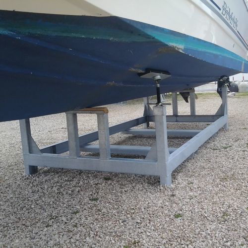 Cuna para barco a motor - SE Sella per barca a motore Ton. 5 - Naval Tecno Sud - ajustable / con 4 puntos de apoyo / fija