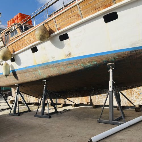 Cuna para barco a motor - CIF Ton.20 o Ton.30 o Ton.50 h 10/15 - Naval Tecno Sud - para velero / soporte de inclinación fija