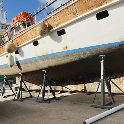 Cuna para barco a motor - CIF Ton.20 o Ton.30 o Ton.50 h 14/22 - Naval Tecno Sud - para velero / soporte de inclinación fija