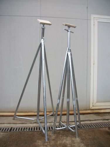 Pie de puesta en dique para velero - PUL  - Naval Tecno Sud - ajustable / galvanizado