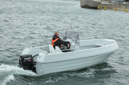 Barco open fueraborda - Admiral 550 Proff - Admiral Boats S.A. - de pesca deportiva / 7 personas máx.