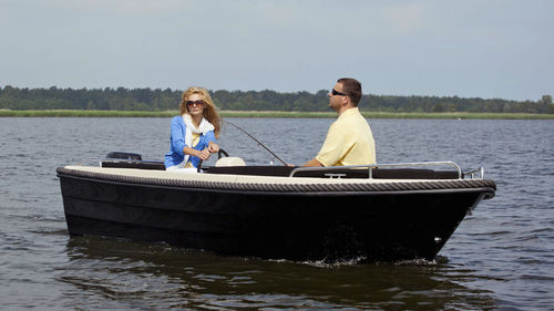 Runabout fueraborda - Admiral 420 - Admiral Boats S.A. - eléctrico / con doble consola / 6 personas máx.