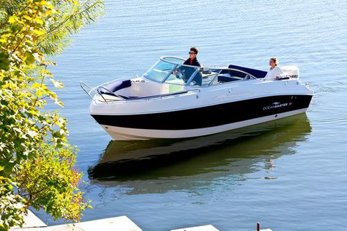 Runabout intraborda - 660 - Admiral Boats S.A. - bow-rider / 8 personas máx. / con solárium