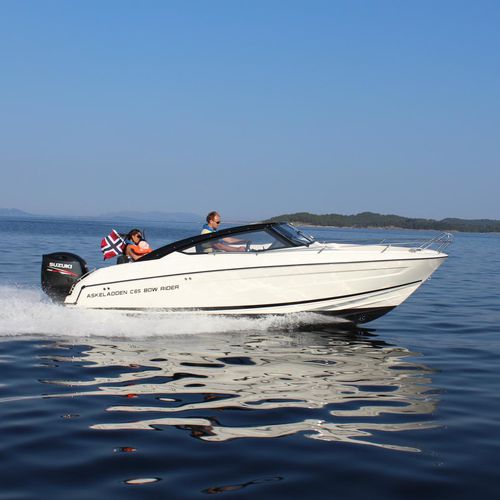 Runabout fueraborda - 690 - Parker Poland - bow-rider / con doble consola / 7 personas máx.