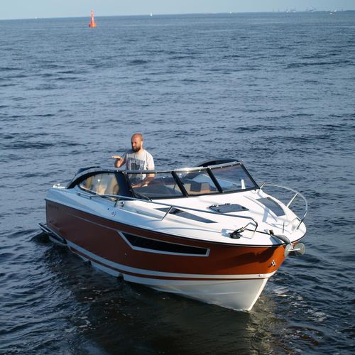 Runabout fueraborda - 750  - Parker Poland - con doble consola / open / 7 personas máx.
