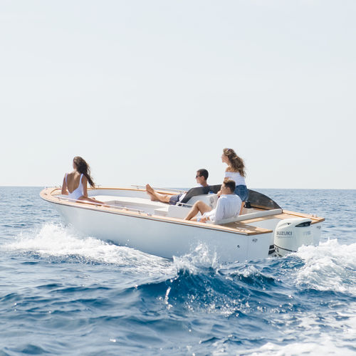 Day-cruiser fueraborda - MB18  - PHIEQUIPE - open / con consola lateral / de deporte