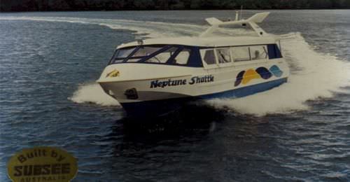 Barco profesional barco turístico - TRANSIT SHUTTLE - English Engineering - intraborda