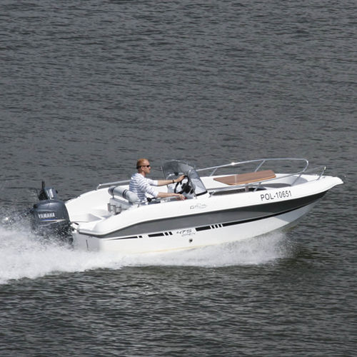 Barco open fueraborda - 475 - Galia Boats - con consola lateral / 4 personas máx. / con solárium