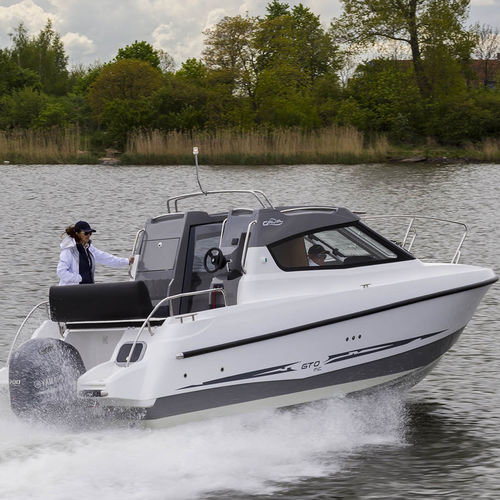 Cabin-cruiser fueraborda - 670 Middle  - Galia Boats - con hard-top / con caseta de timón / 8 personas máx.
