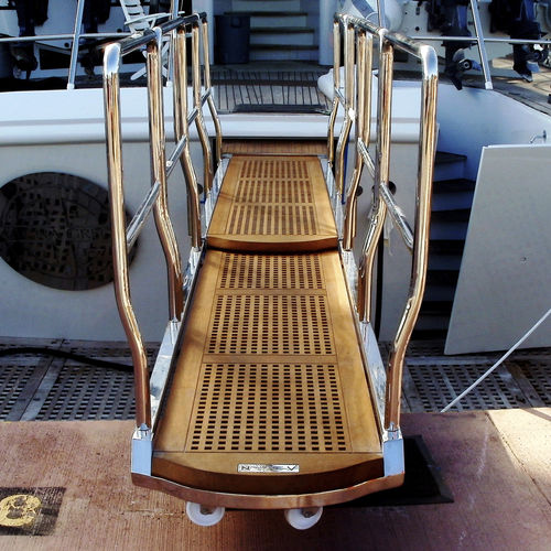 Pasarela de super-yates - APOLLON 5.5R SPECIAL - NV | SuperYacht Accessories - telescópica / pivotante / abatible