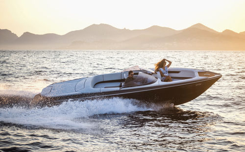 Runabout intraborda - M 800 Spyder - Boote Marian GmbH - eléctrico / bow-rider / de madera