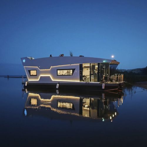 Barco casa multicasco - Nordic43 / Evo37 - HOUSEBOAT - fueraborda / bimotor / de fibra de vidrio