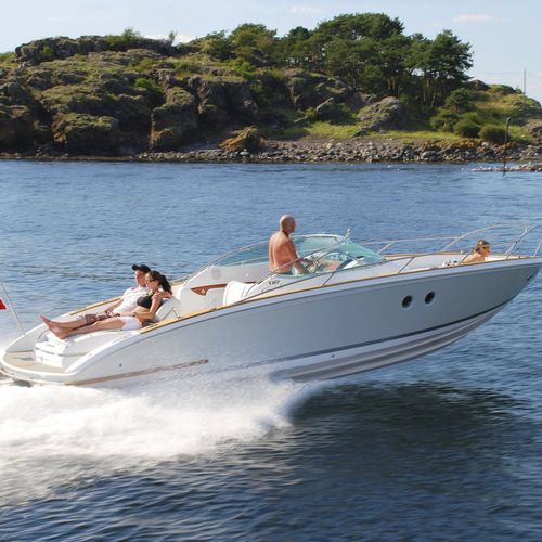Cabin-cruiser intraborda - T-27 - Cormate - open / con consola central / rápido