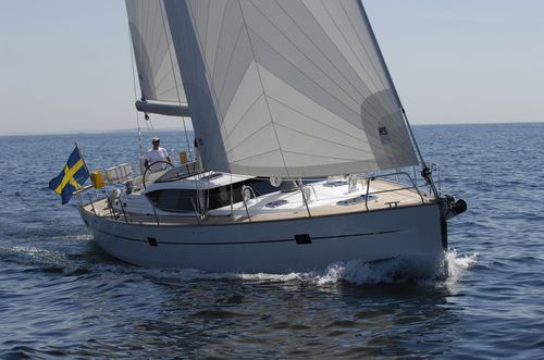 Yate de vela de crucero - N570 CC - Najad - con 4 camarotes / con 5 camarotes / con deck saloon