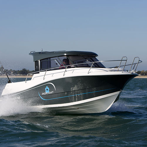 Cabin-cruiser fueraborda - 785 - Pacific Craft - con caseta de timón / de pesca / 8 personas máx.