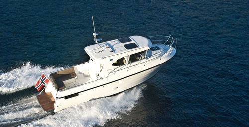 Cabin-cruiser intraborda - 830 - Viknes - con caseta de timón / 6 personas máx. / 4 personas máx.