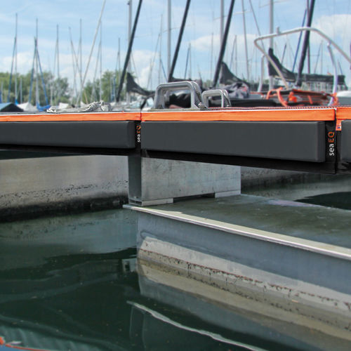 Defensa para puerto deportivo - DF 80/10 - seaEQ - de pantalán / rectangular / negra