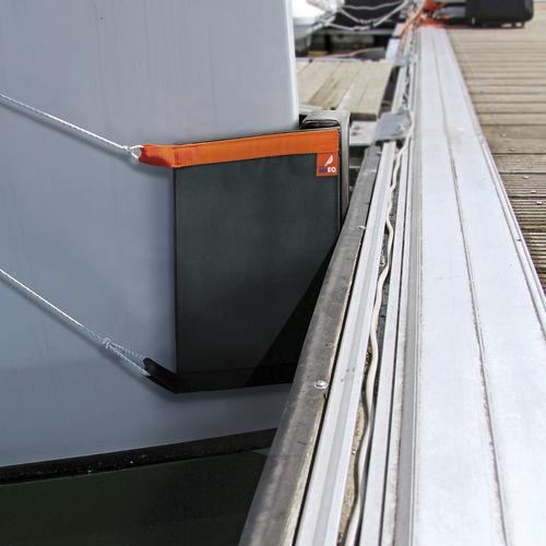 Defensa para barco - BF 2/68 - seaEQ - de proa / plana / en V