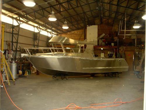 Barco de motor de pesca-paseo intraborda - AT 750 - ALUTEC BOATS - de pesca-paseo