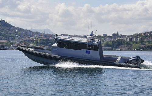 Barco profesional barco de vigilancia - FL-80	 - TarponPro - barco de pasajeros / embarcación de apoyo al buceo / fueraborda