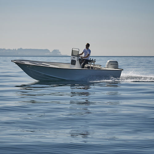 Barco open fueraborda - SARGO - TarponPro - con consola central / rápido / para la pesca