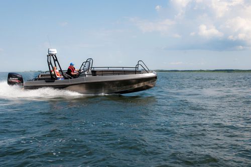 Barco open fueraborda - A8 CC  - Alunaut OÜ - con consola central / de aluminio / 8 personas máx.