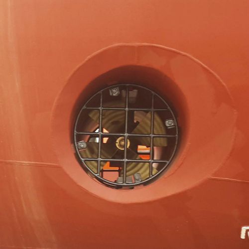 Propulsor de proa - BWT/E - YMV CRANE AND WINCH SYSTEMS - de popa / de túnel / para barco profesional