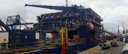 Grúa telescópica - YMV CRANE AND WINCH SYSTEMS - de mástil / de brazo articulado / de pluma recta