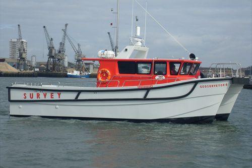Barco profesional embarcación de servicio para parque eólico - Geosurveyor IV - Catapult Catamarans Marine Projects Ltd - catamarán / intraborda