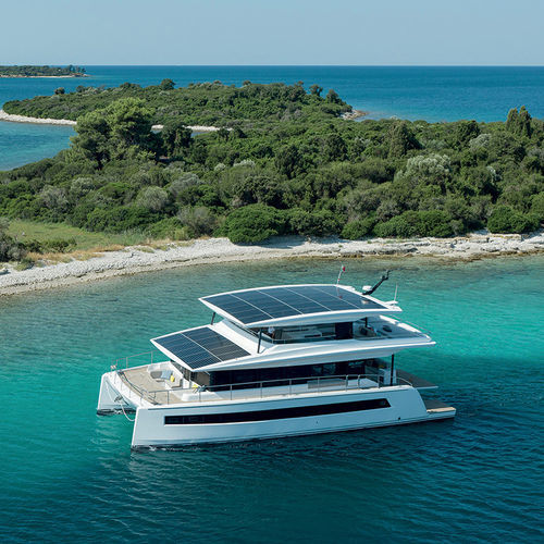Yate a motor catamarán - 60 Series - SILENT-YACHTS - de crucero / con fly / eléctrico