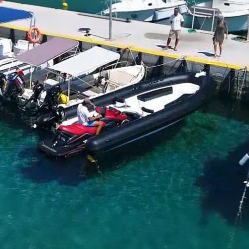 Embarcación neumática propulsión por moto acuática - Hydrofun LTD - para la pesca / 8 personas máx. / con solárium