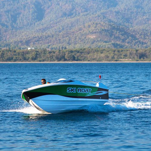 Runabout fueraborda - 19 - MERCAN YACHTING - con doble consola / bow-rider / open
