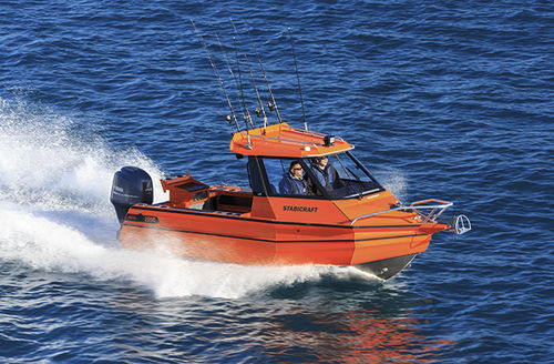 Walkaround fueraborda - 2050 SUPERCAB - Stabicraft - con cockpit cerrado / de pesca deportiva / 7 personas máx.