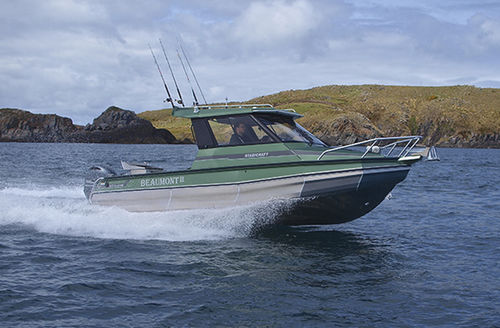 Walkaround fueraborda - 2400 SUPERCAB - Stabicraft - con cockpit cerrado / de pesca deportiva / 8 personas máx.
