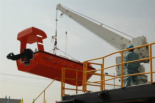 Pescante para bote salvavidas - Single Arm - Chongqing Guanheng Technology & Development - para buque / hidráulico
