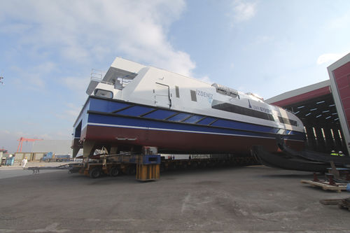 Ferri de pasajeros catamarán - GÜRSEL AKSEL - Ozata Shipyard