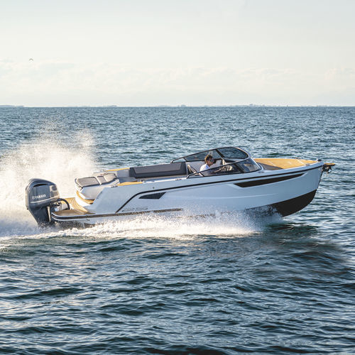 Cabin-cruiser fueraborda - 25 CABIN EVO - ALFASTREET YACHTS - diésel / gasolina / casco de planeo